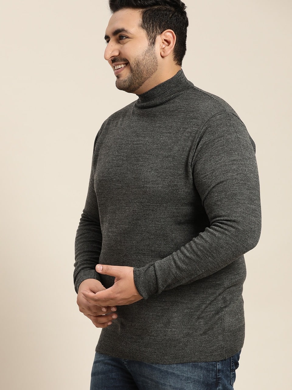 Men Plus Size Charcoal Grey Solid Pullover