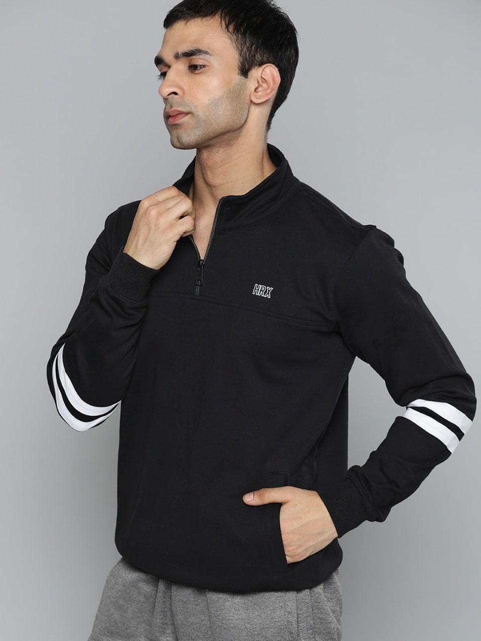 HRX By Hrithik Roshan Lifestyle Men Black Bio-Wash Solid Sweatshirt